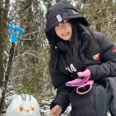邱湛蓝